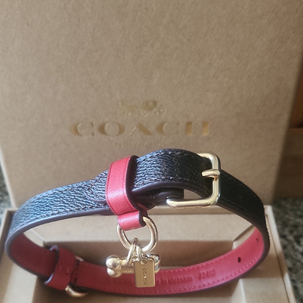 NWT Coach Dog Collar